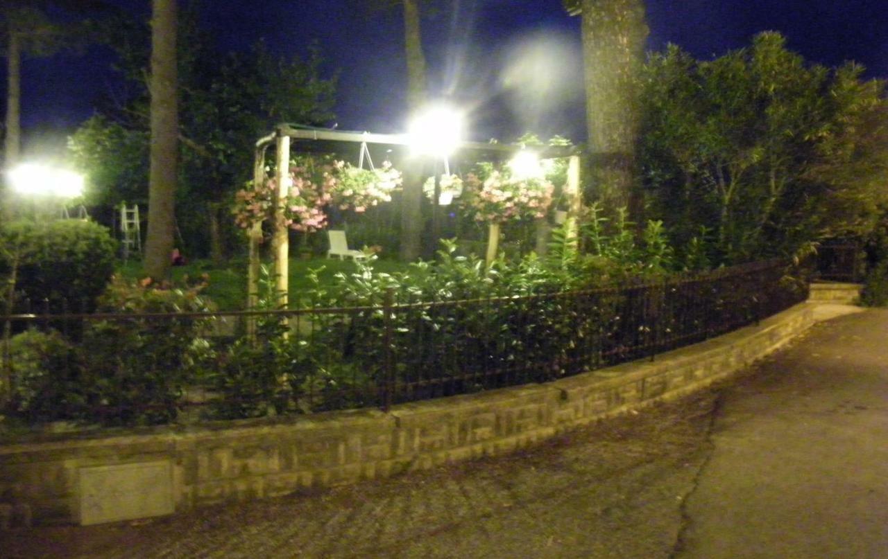 Castello delle Forme B&B Casa Losea المظهر الخارجي الصورة