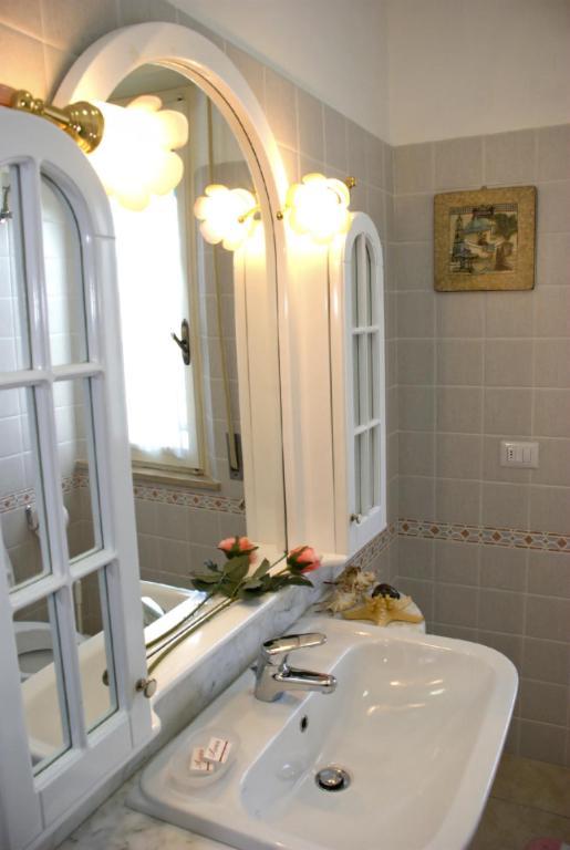 Castello delle Forme B&B Casa Losea المظهر الخارجي الصورة